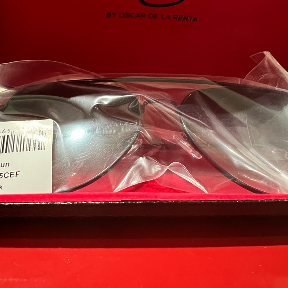 New in box… Sun glasses - Picture 2 of 2